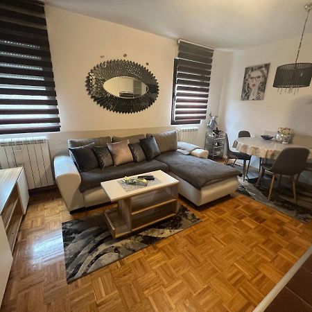 Apartment Sweet Dreams-Close To Zoo,Dinamo Stadium And The City Center Zagreb Exterior photo