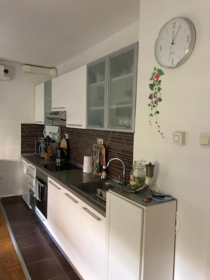 Apartment Sweet Dreams-Close To Zoo,Dinamo Stadium And The City Center Zagreb Exterior photo