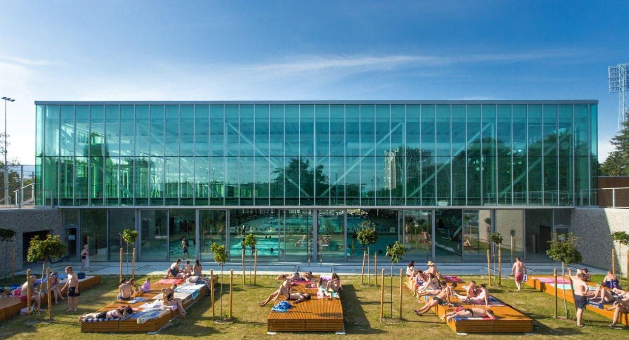 Apartment Sweet Dreams-Close To Zoo,Dinamo Stadium And The City Center Zagreb Exterior photo