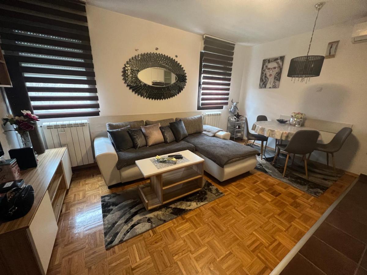 Apartment Sweet Dreams-Close To Zoo,Dinamo Stadium And The City Center Zagreb Exterior photo